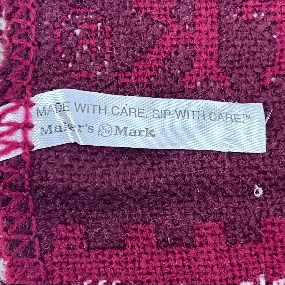 MAKER'S MARK Bourbon Scarf One Size 68” Adult Fringed Knit Winter Red Christmas - Picture 6 of 7